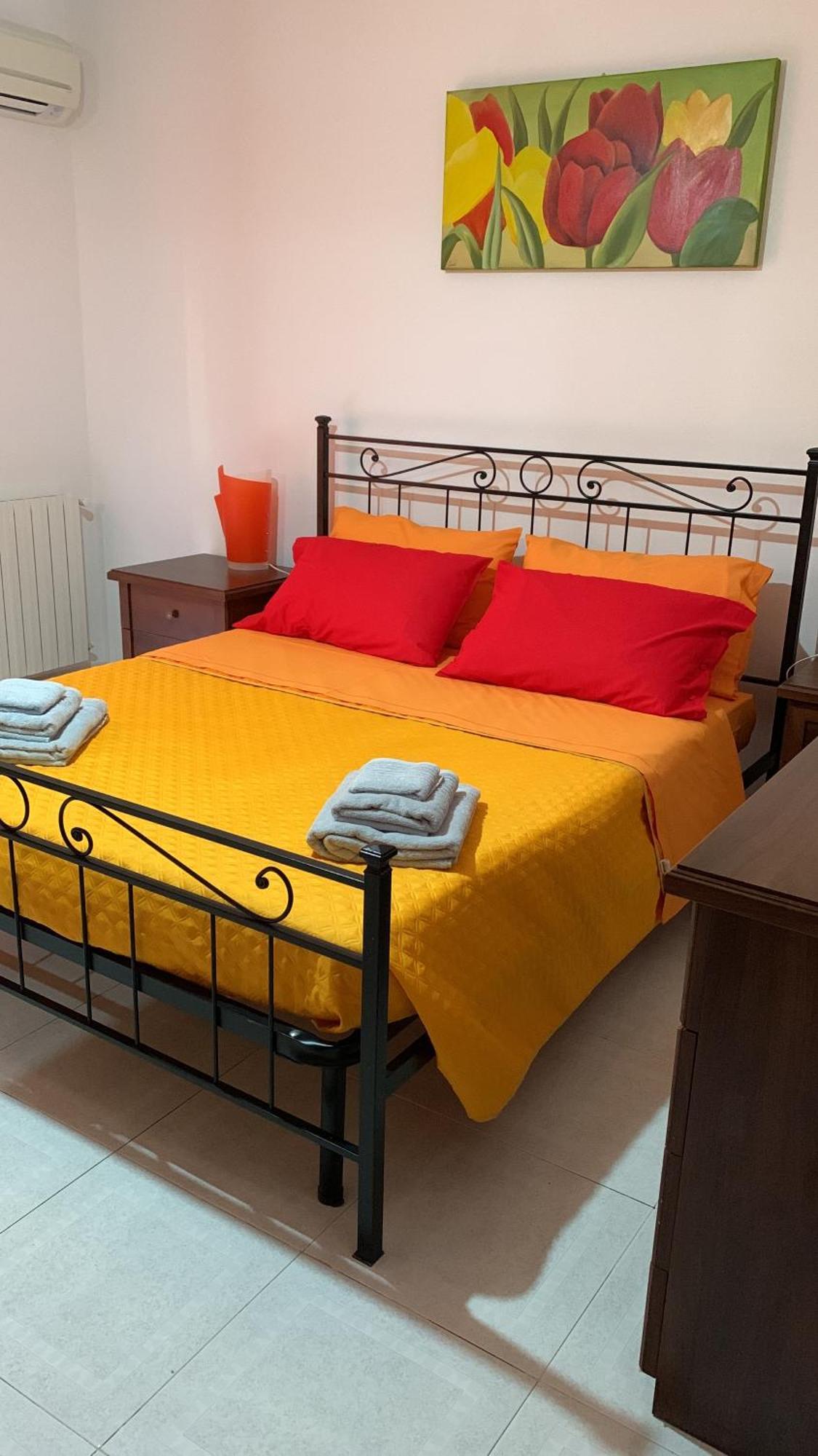 Nonna Pippi Apartment Ористано Екстериор снимка